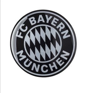 Meet your Posher, Victor